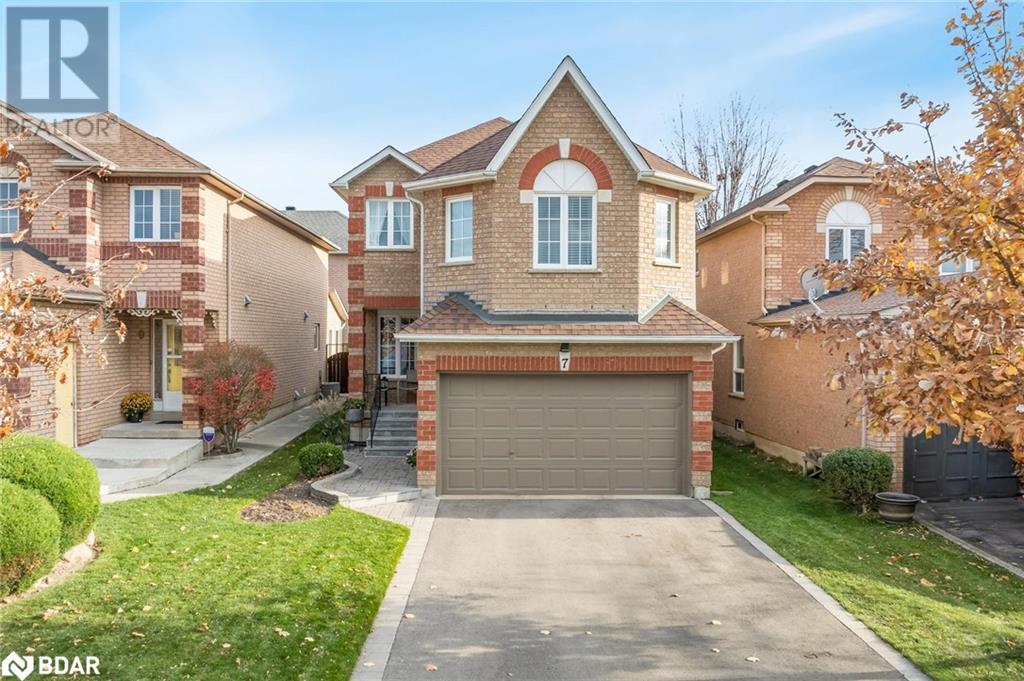 7 ZACHARY Drive, Brampton, Ontario