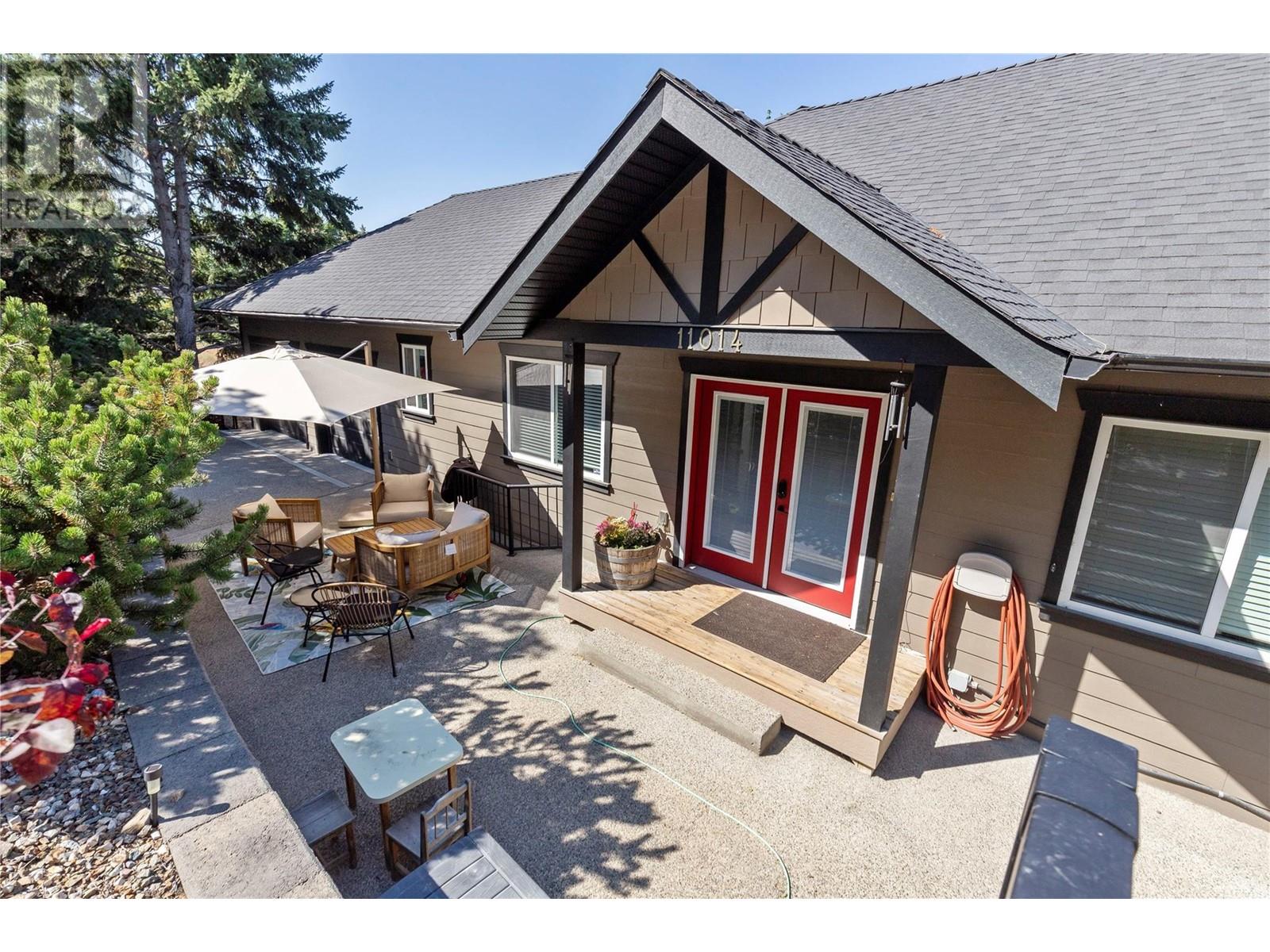 11014 MOUNTFORD Avenue, summerland, British Columbia