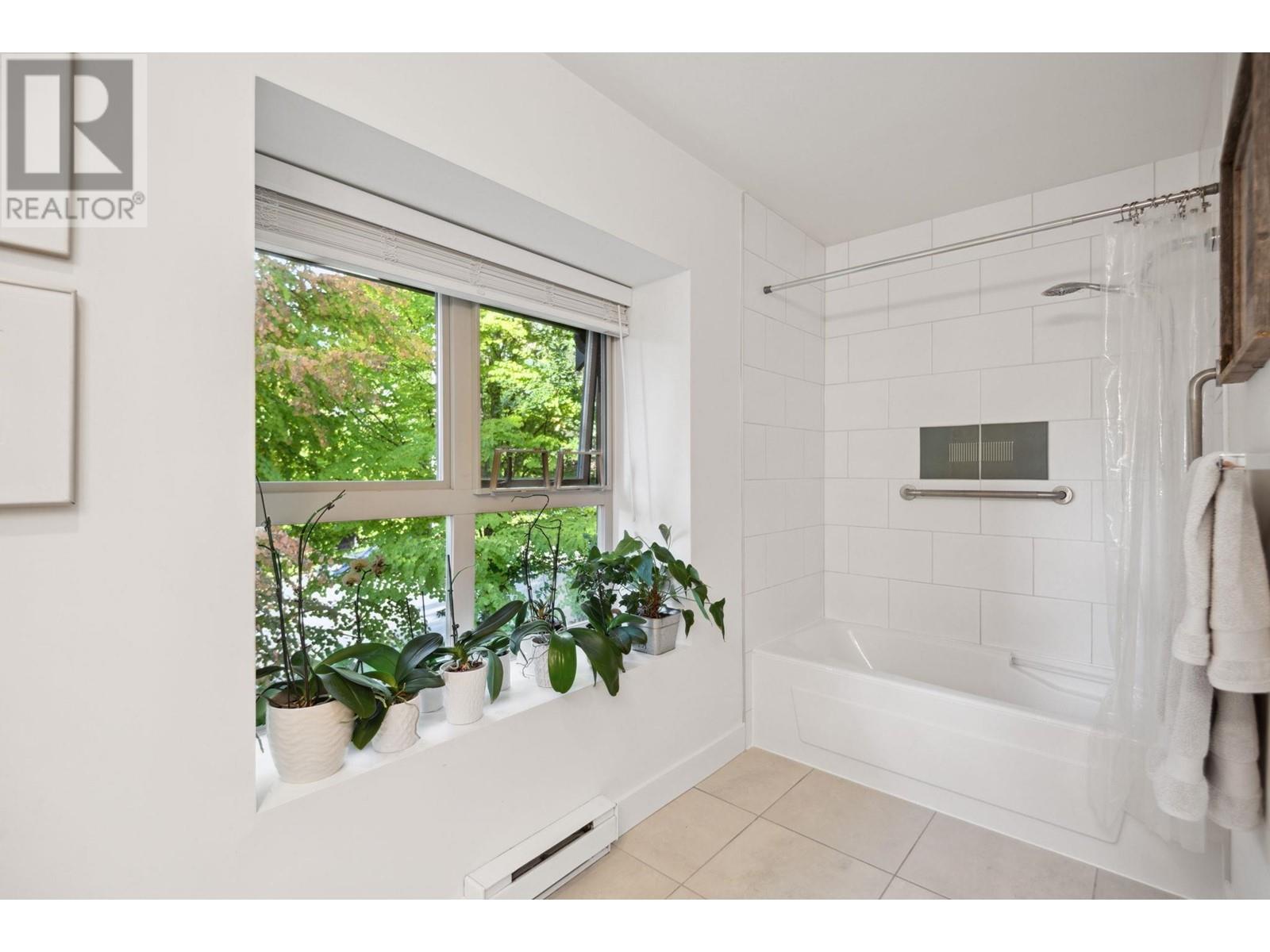 2994 Chesterfield Avenue, North Vancouver, British Columbia  V7N 3M6 - Photo 18 - R2944093