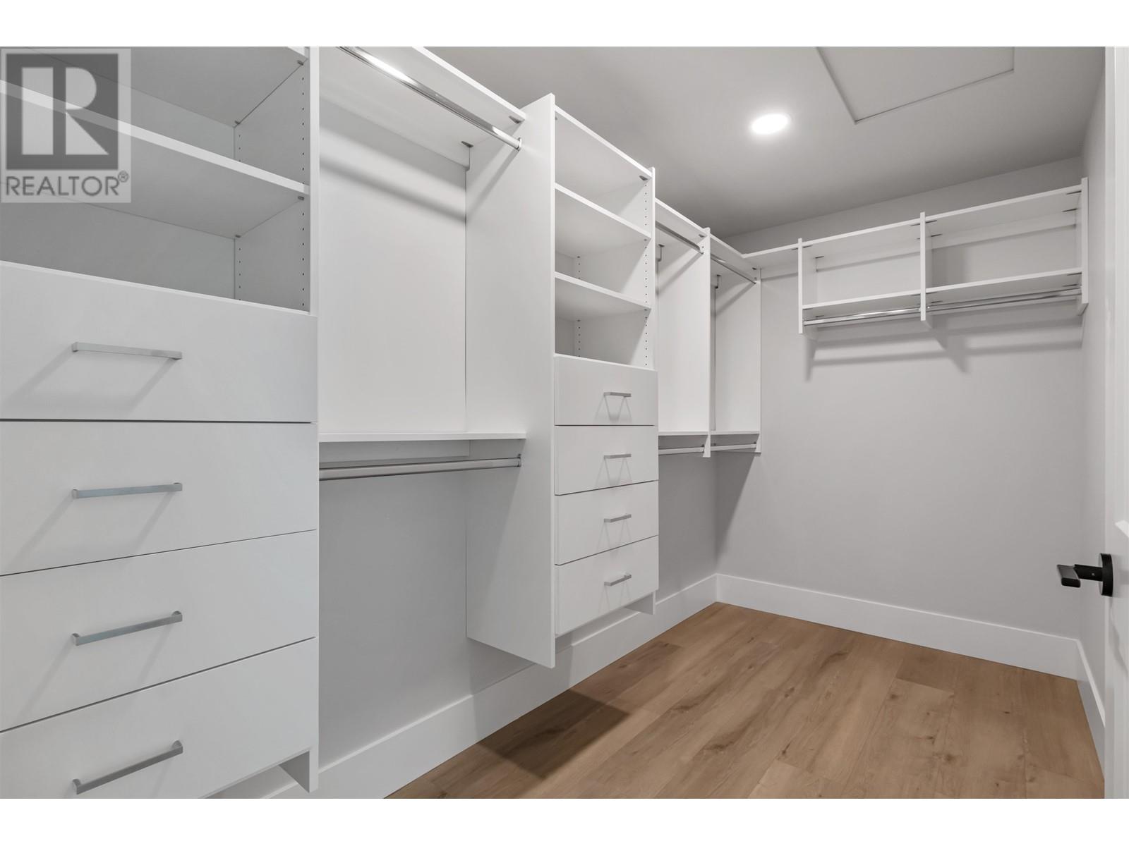 13556 BIRDTAIL DRIVE