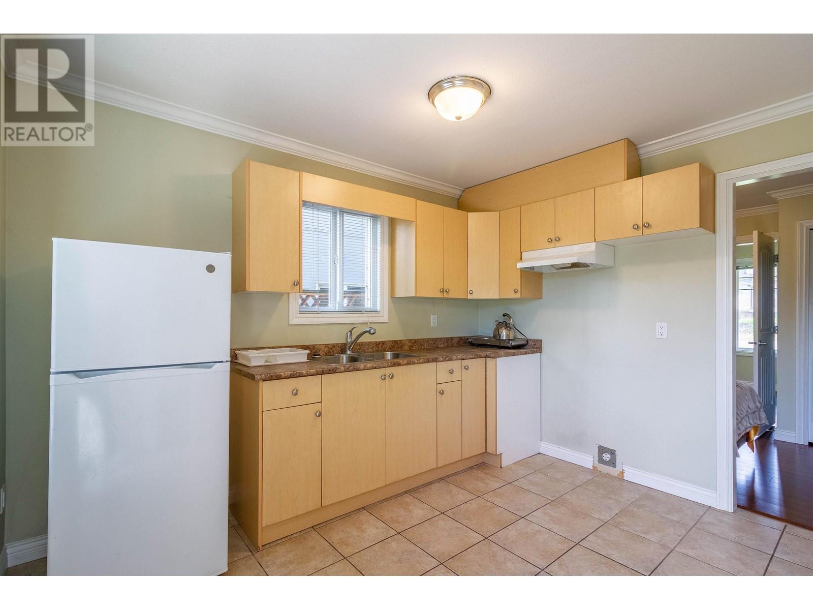 Listing Picture 23 of 36 : 1150 E 41ST AVENUE, Vancouver / 溫哥華 - 魯藝地產 Yvonne Lu Group - MLS Medallion Club Member