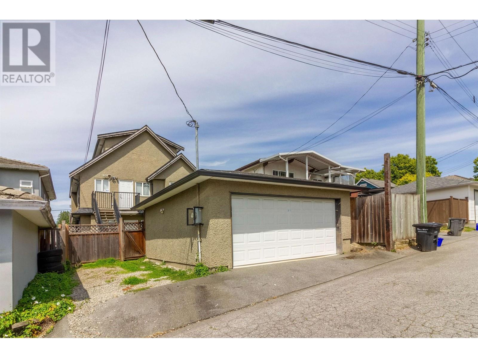 Listing Picture 32 of 36 : 1150 E 41ST AVENUE, Vancouver / 溫哥華 - 魯藝地產 Yvonne Lu Group - MLS Medallion Club Member