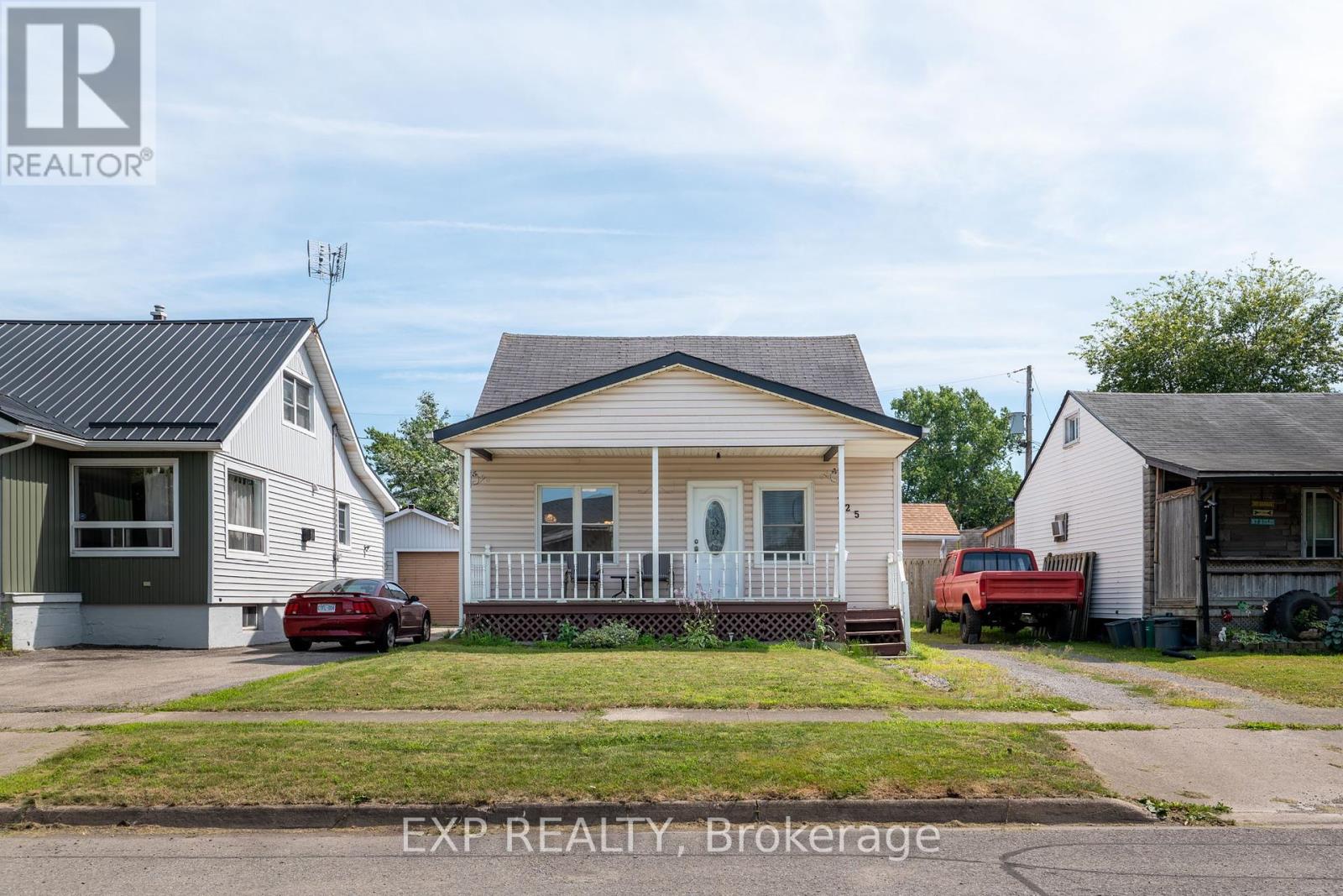 Property at 325 SIMPSON AVENUE image 3