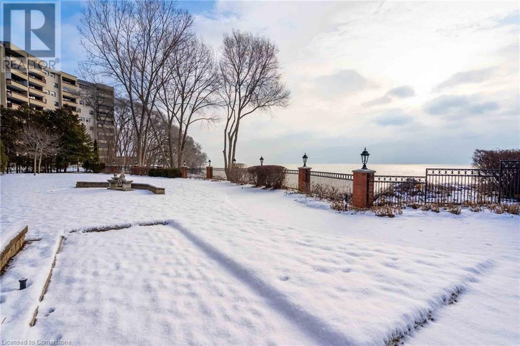 5340 Lakeshore Road Unit# 406, Burlington, Ontario  L7L 7A8 - Photo 36 - 40677313