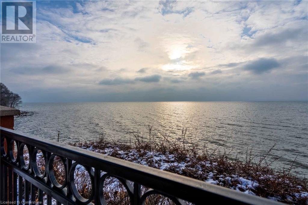 5340 Lakeshore Road Unit# 406, Burlington, Ontario  L7L 7A8 - Photo 38 - 40677313
