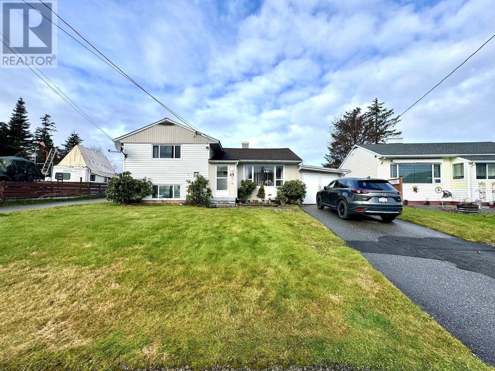 Property at 43 SWALLOW STREET image 4