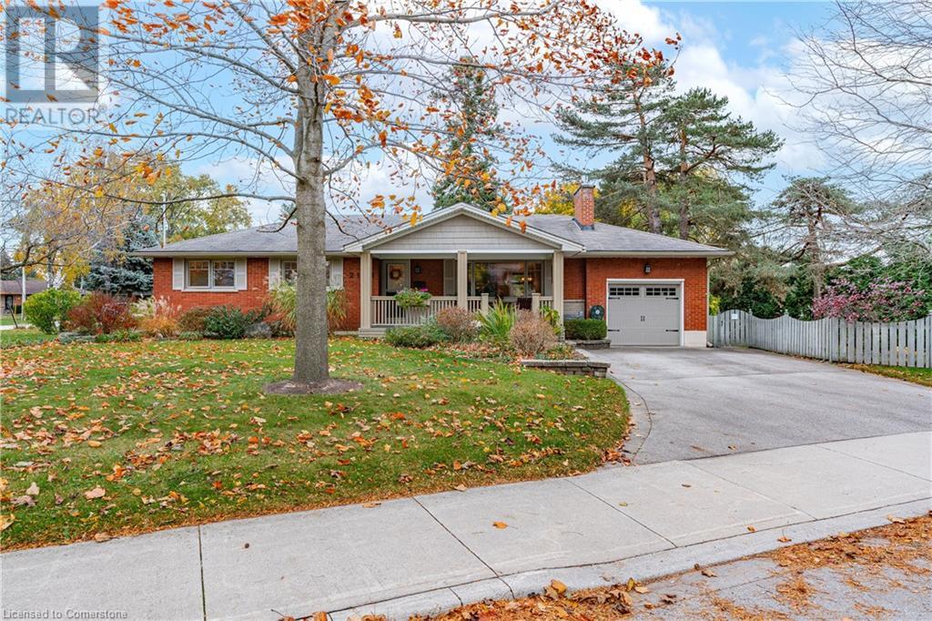 2182 Clarendon Park DriveBurlington, Ontario  L7R 1X1 - Photo 1 - 40677361