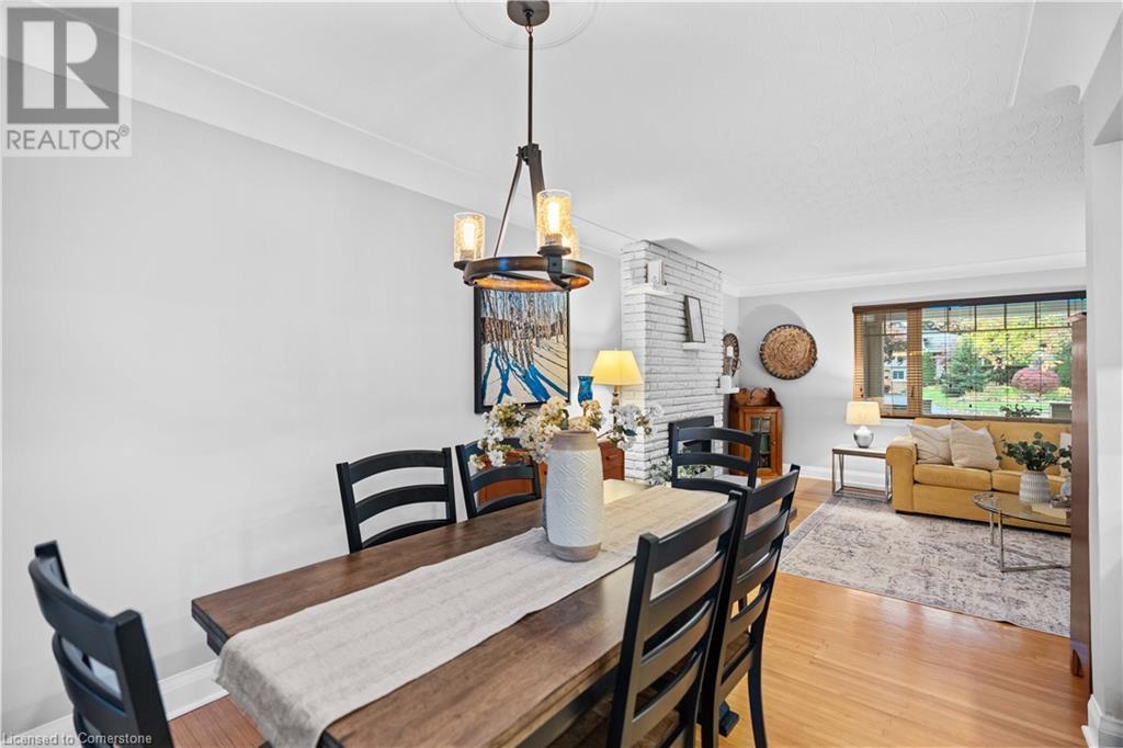 2182 Clarendon Park DriveBurlington, Ontario  L7R 1X1 - Photo 10 - 40677361