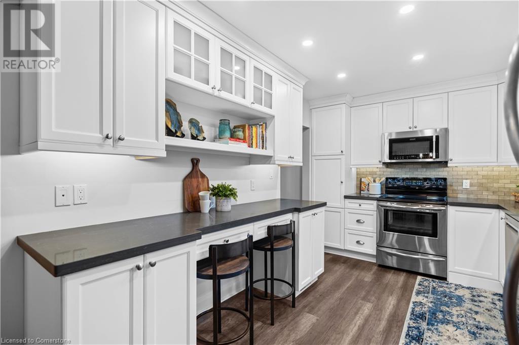 2182 Clarendon Park DriveBurlington, Ontario  L7R 1X1 - Photo 13 - 40677361