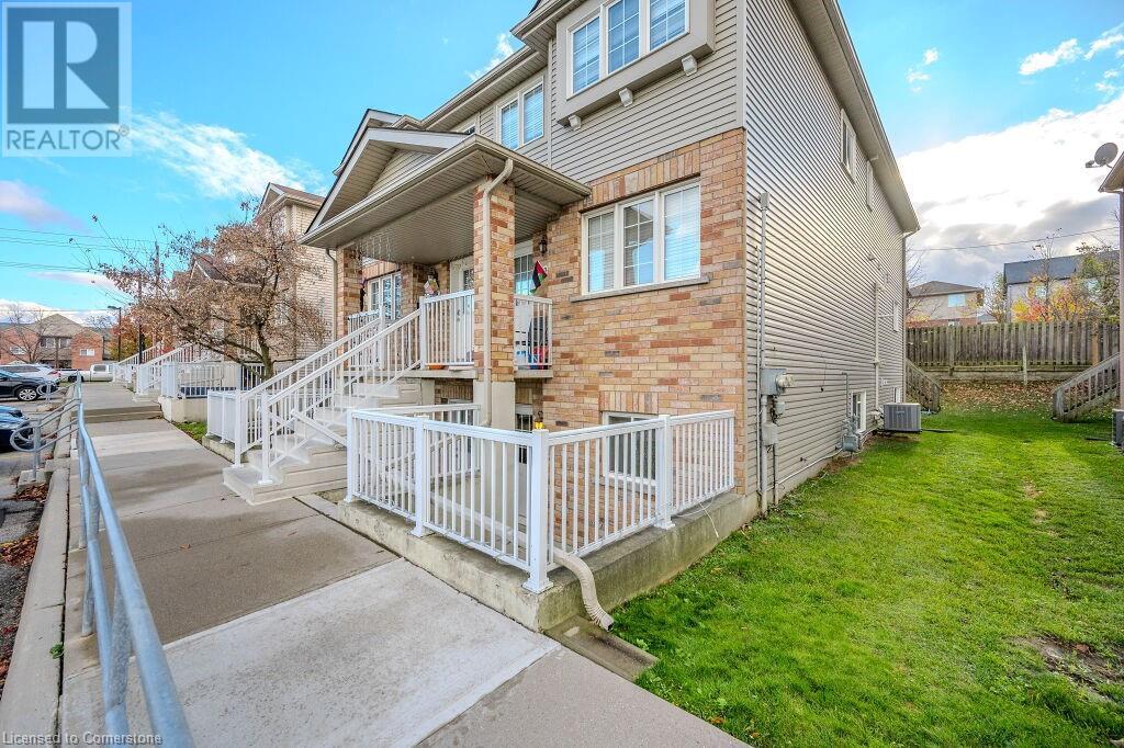 50 Howe Drive Unit# 3d, Kitchener, Ontario  N2E 0A3 - Photo 2 - 40675599
