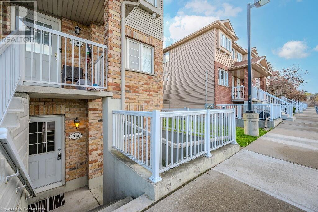 50 Howe Drive Unit# 3d, Kitchener, Ontario  N2E 0A3 - Photo 3 - 40675599