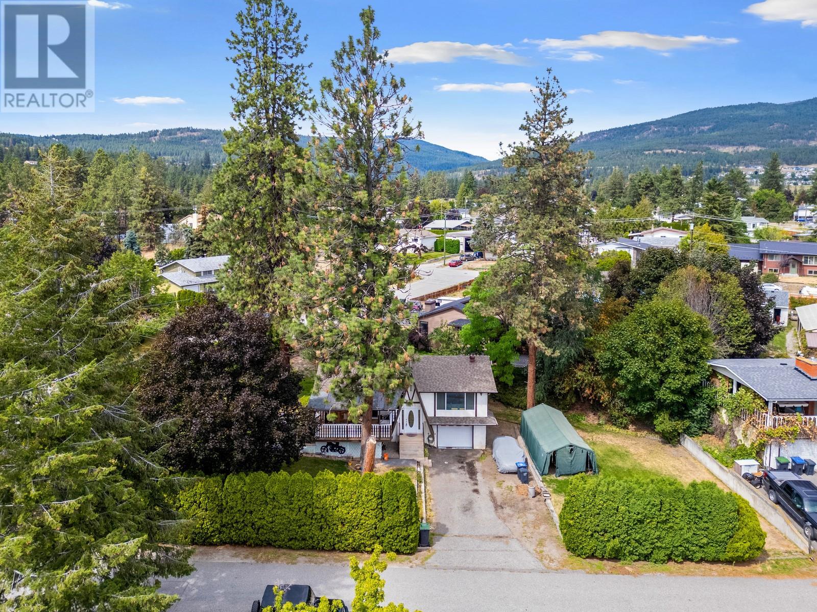 3565 Glasgow Road West Kelowna