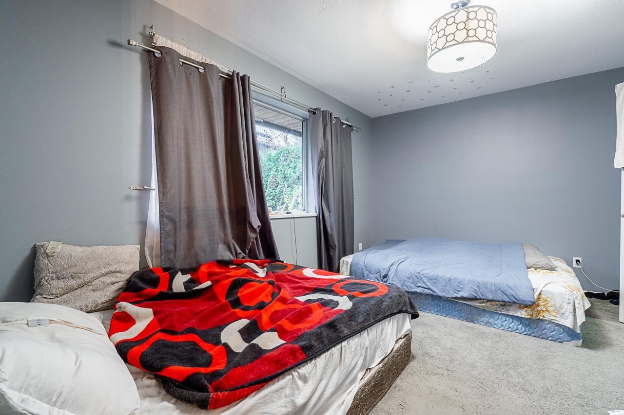 11681 99a Avenue, Surrey, British Columbia  V3V 7K5 - Photo 18 - R2943247