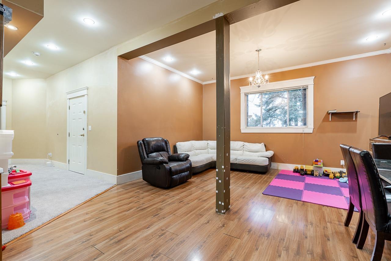 11681 99a Avenue, Surrey, British Columbia  V3V 7K5 - Photo 25 - R2943247