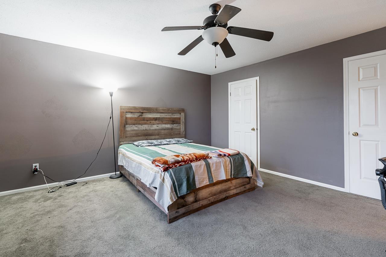 11681 99a Avenue, Surrey, British Columbia  V3V 7K5 - Photo 11 - R2943247