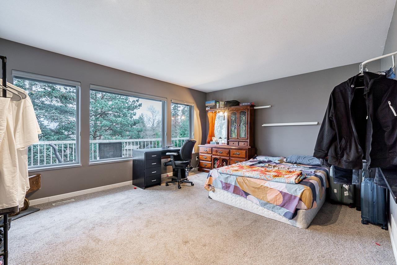 11681 99a Avenue, Surrey, British Columbia  V3V 7K5 - Photo 16 - R2943247