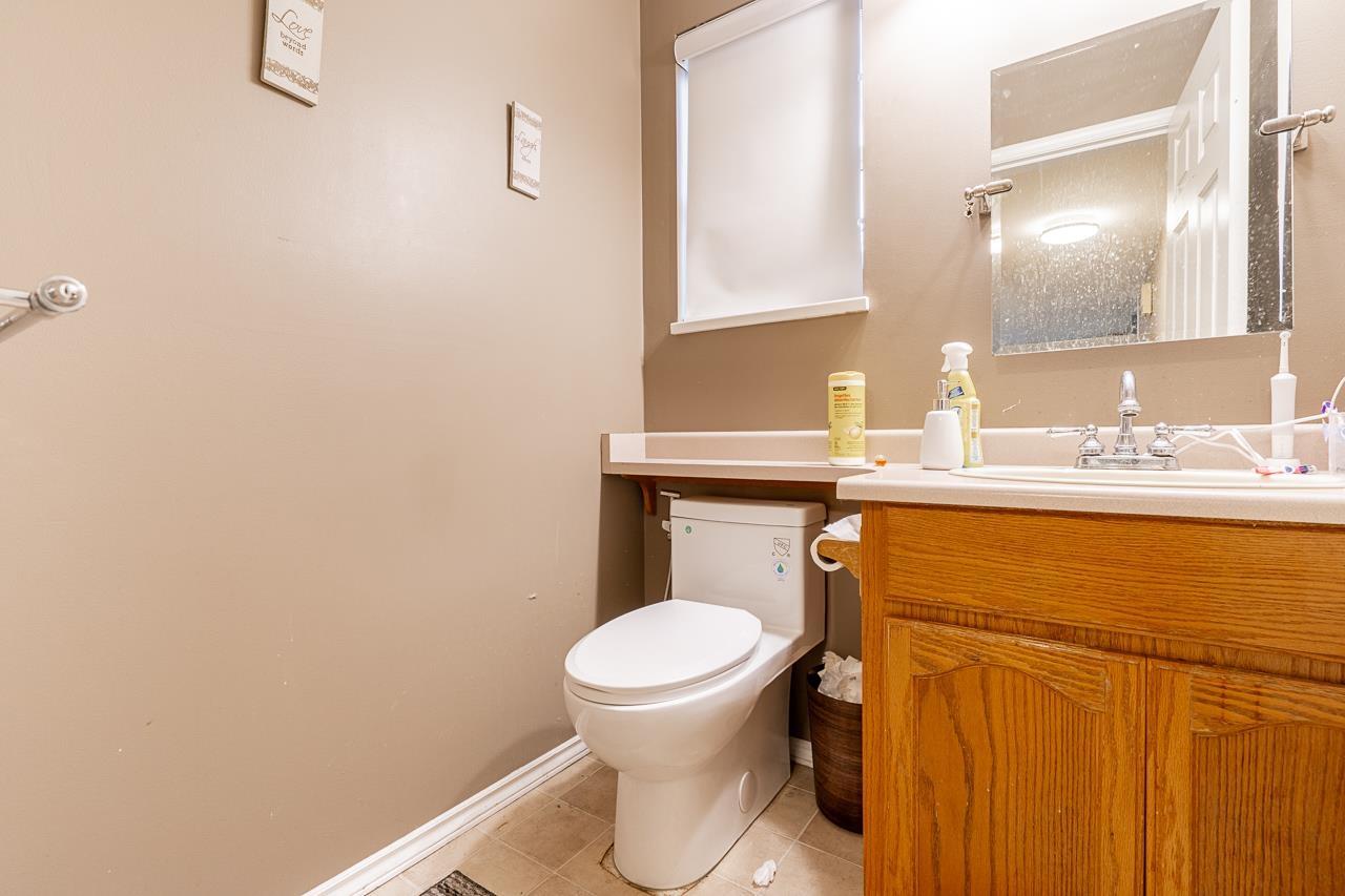 11681 99a Avenue, Surrey, British Columbia  V3V 7K5 - Photo 21 - R2943247