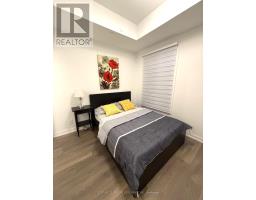 ROOM 2 - 9 SPRUCE PINES CRESCENT, Toronto, Ontario