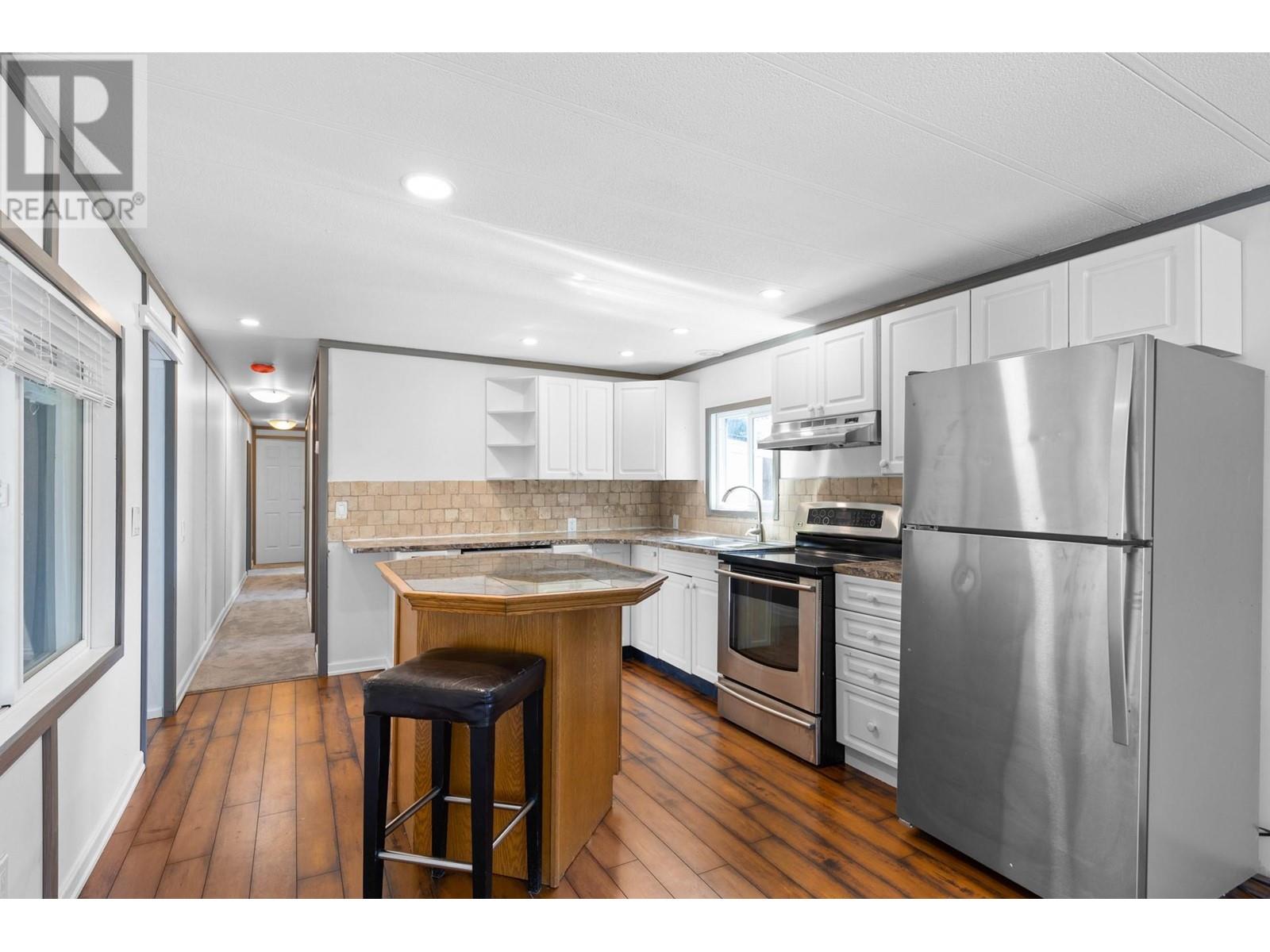 Property at 2065 Boucherie Road Unit# 57 Lot# 57 image 2