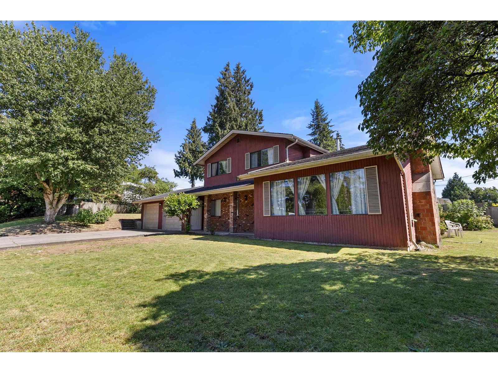 Property at 2551 ADELAIDE STREET image 2