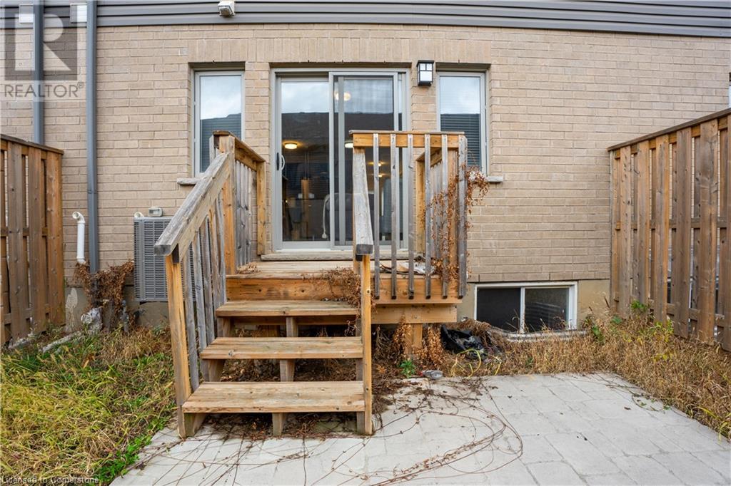 52 Munch AvenueCambridge, Ontario  N1R 0B9 - Photo 3 - 40657487