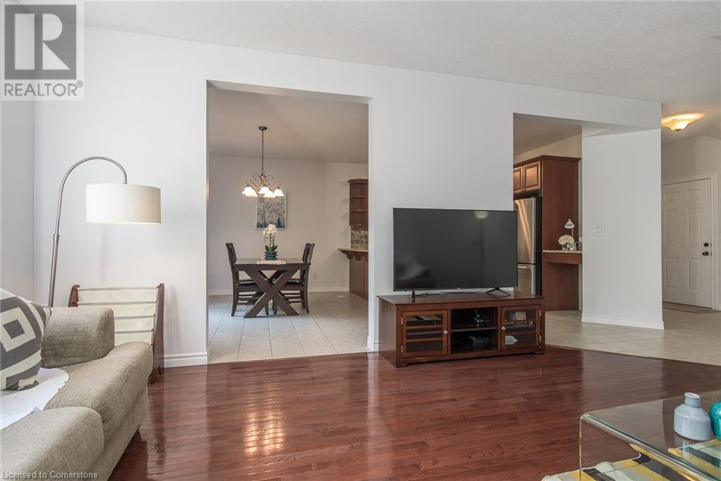 380 Red Osier Road, Waterloo, Ontario  N2V 2W1 - Photo 11 - 40677296