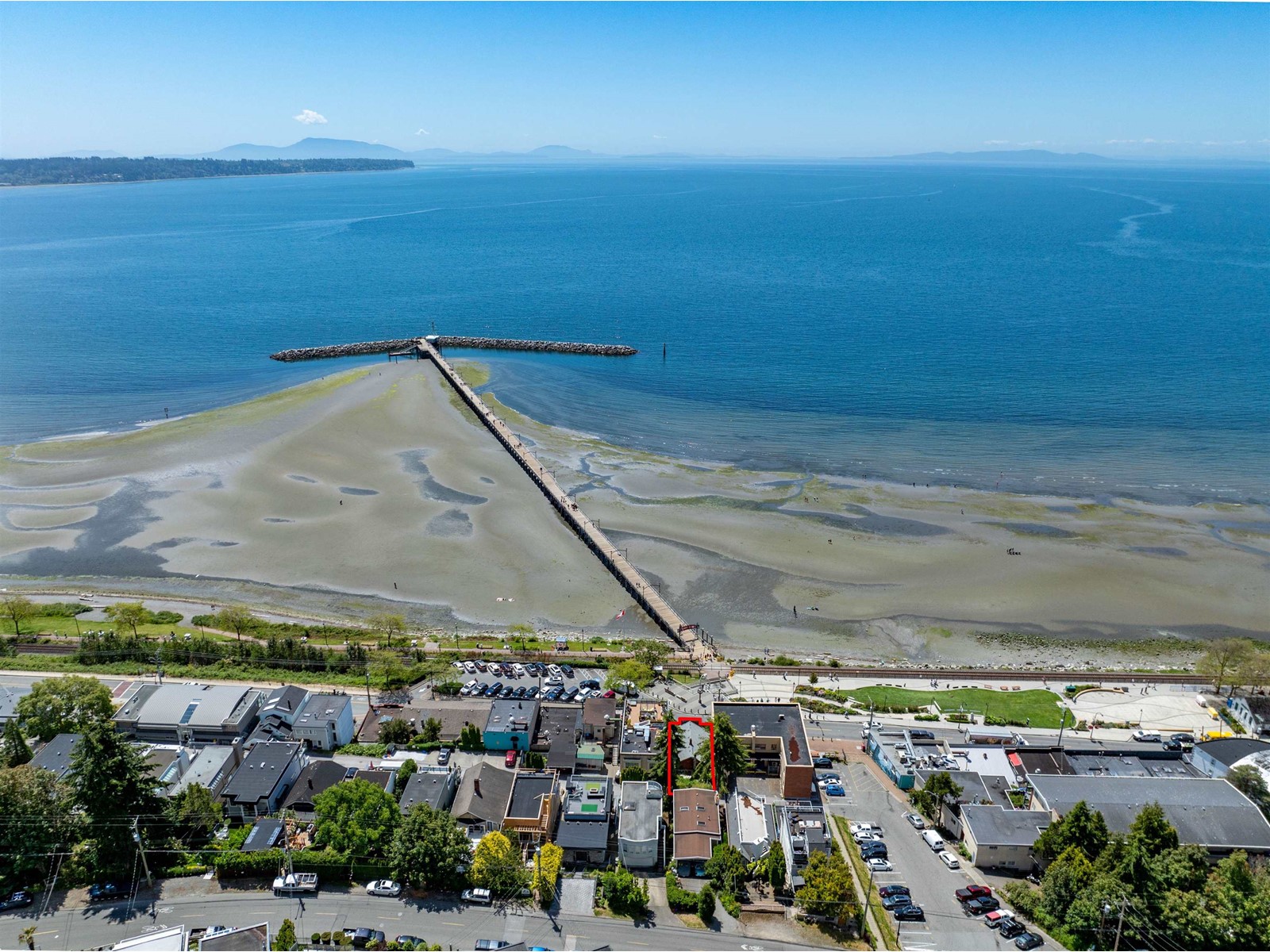 15053 Marine Drive, White Rock, British Columbia  V4B 1C5 - Photo 2 - C8064453