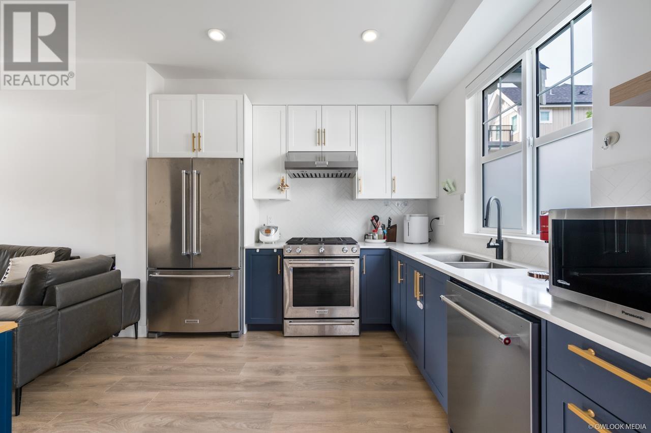107 707 Robinson Street, Coquitlam, British Columbia  V3J 0M9 - Photo 6 - R2944211