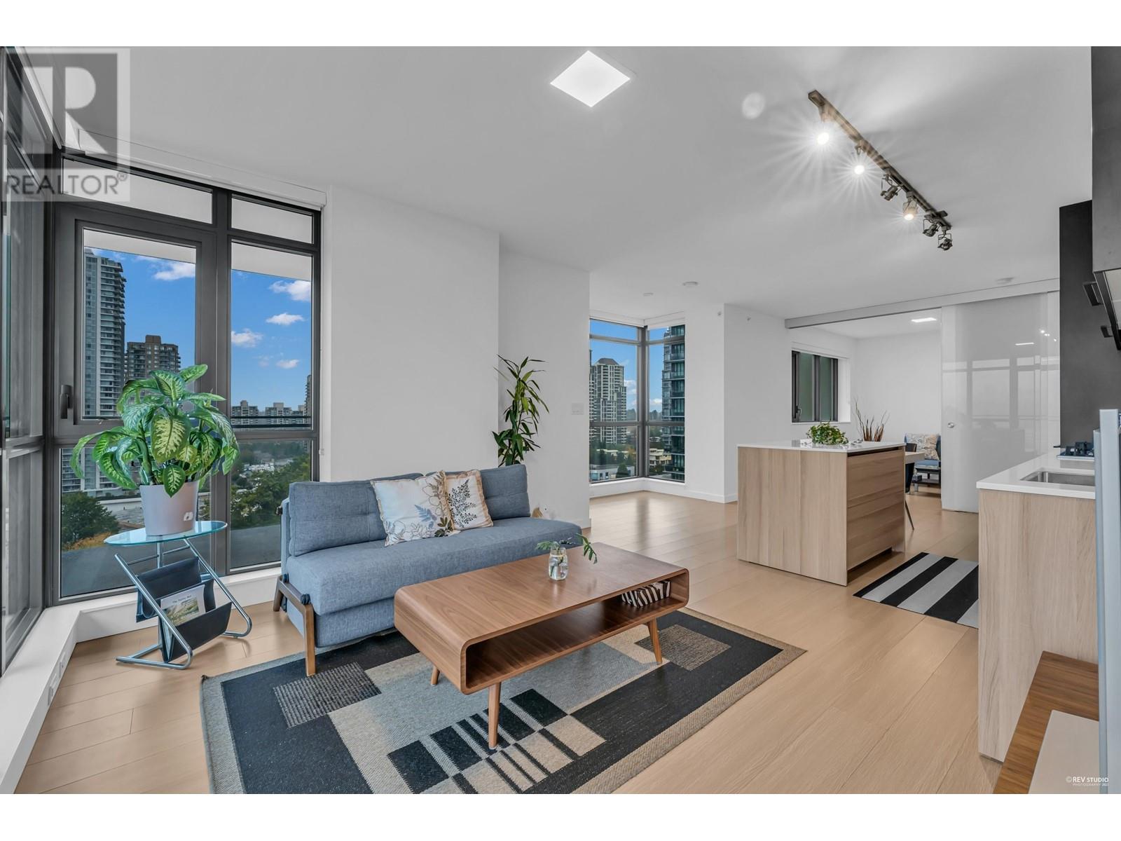 Listing Picture 12 of 38 : 1308 4488 JUNEAU STREET, Burnaby / 本拿比 - 魯藝地產 Yvonne Lu Group - MLS Medallion Club Member