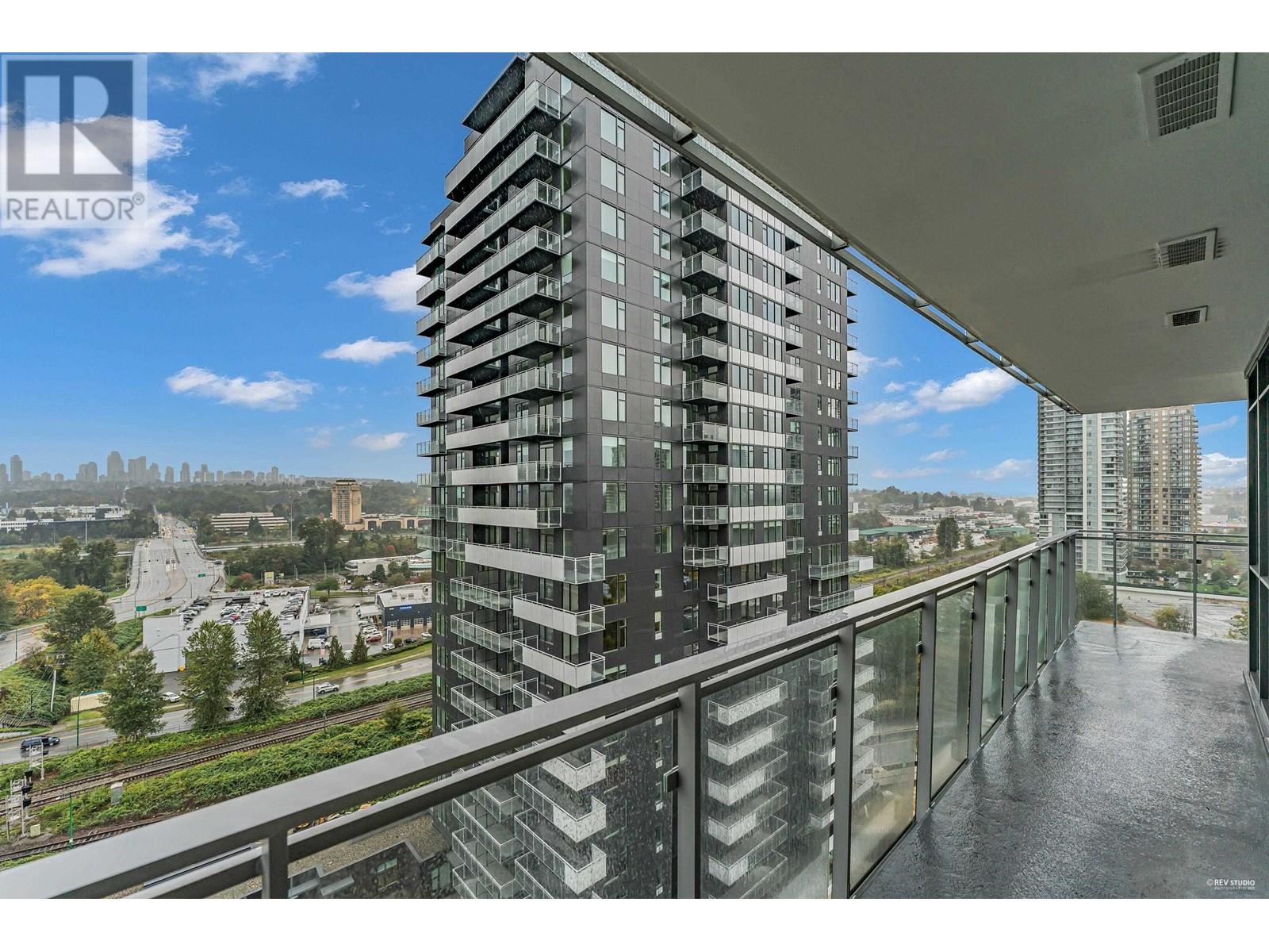 Listing Picture 24 of 38 : 1308 4488 JUNEAU STREET, Burnaby / 本拿比 - 魯藝地產 Yvonne Lu Group - MLS Medallion Club Member