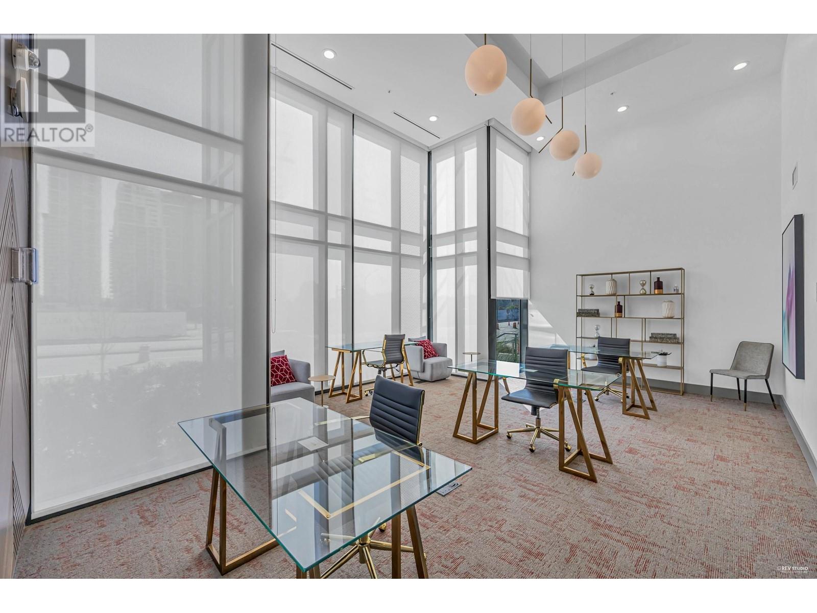 Listing Picture 32 of 38 : 1308 4488 JUNEAU STREET, Burnaby / 本拿比 - 魯藝地產 Yvonne Lu Group - MLS Medallion Club Member