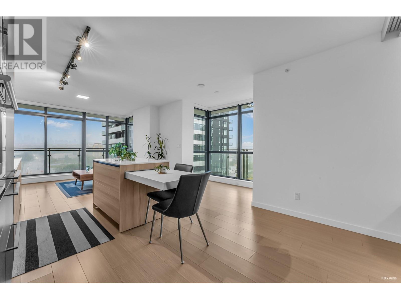 Listing Picture 9 of 38 : 1308 4488 JUNEAU STREET, Burnaby / 本拿比 - 魯藝地產 Yvonne Lu Group - MLS Medallion Club Member