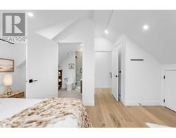 1 1328 E 35TH AVENUE