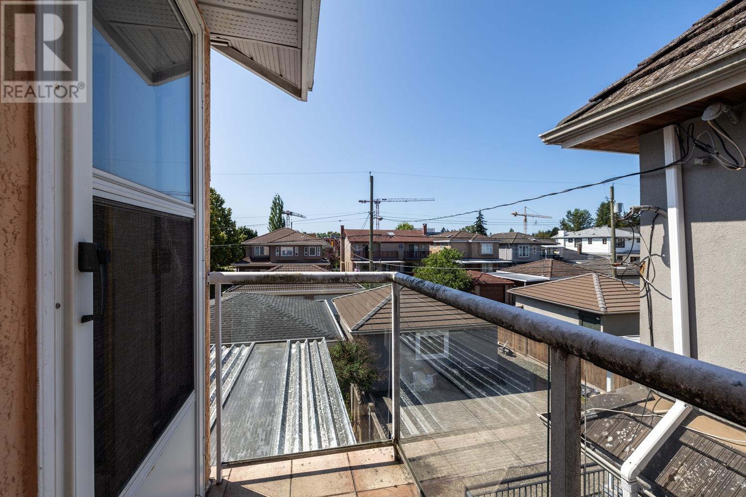 Listing Picture 16 of 22 : 108 W 46 AVENUE, Vancouver / 溫哥華 - 魯藝地產 Yvonne Lu Group - MLS Medallion Club Member