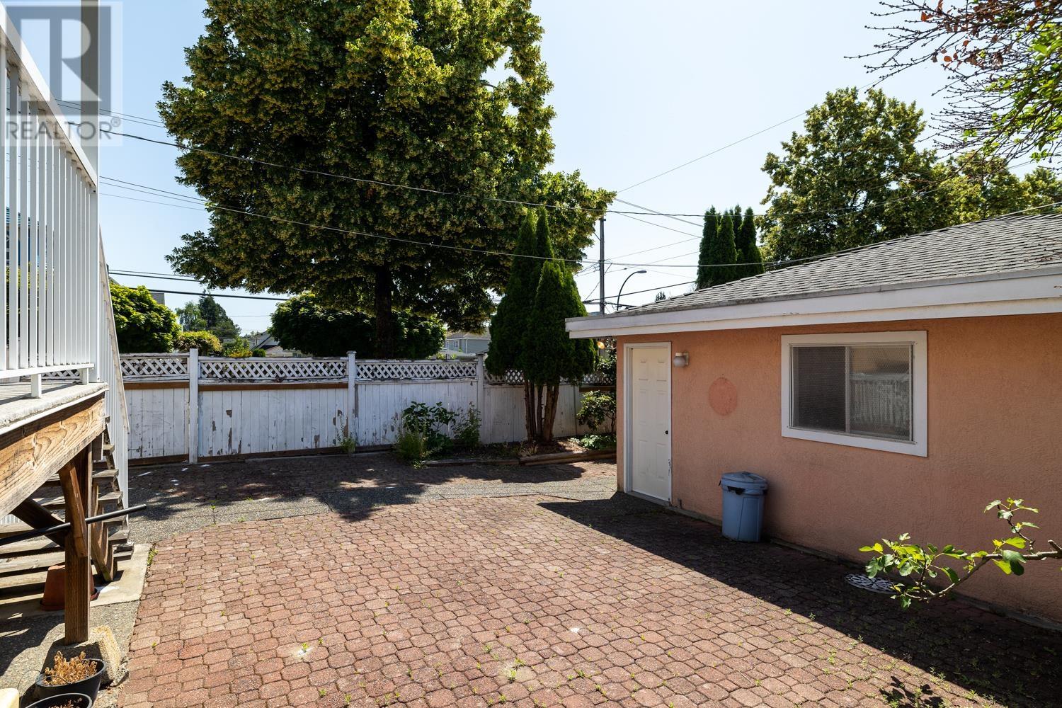 Listing Picture 19 of 22 : 108 W 46 AVENUE, Vancouver / 溫哥華 - 魯藝地產 Yvonne Lu Group - MLS Medallion Club Member