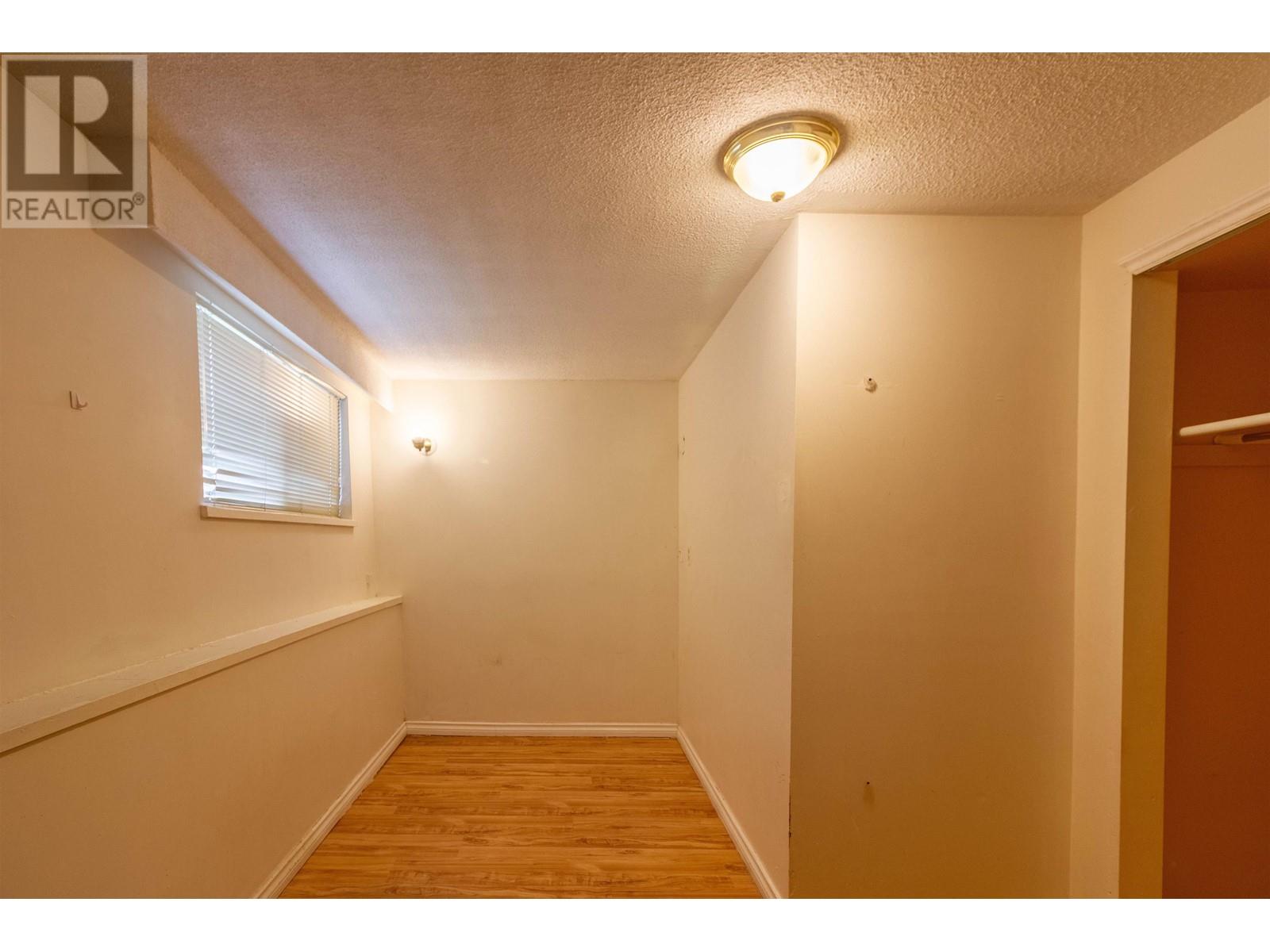 Listing Picture 25 of 28 : 5630 LINCOLN STREET, Vancouver / 溫哥華 - 魯藝地產 Yvonne Lu Group - MLS Medallion Club Member