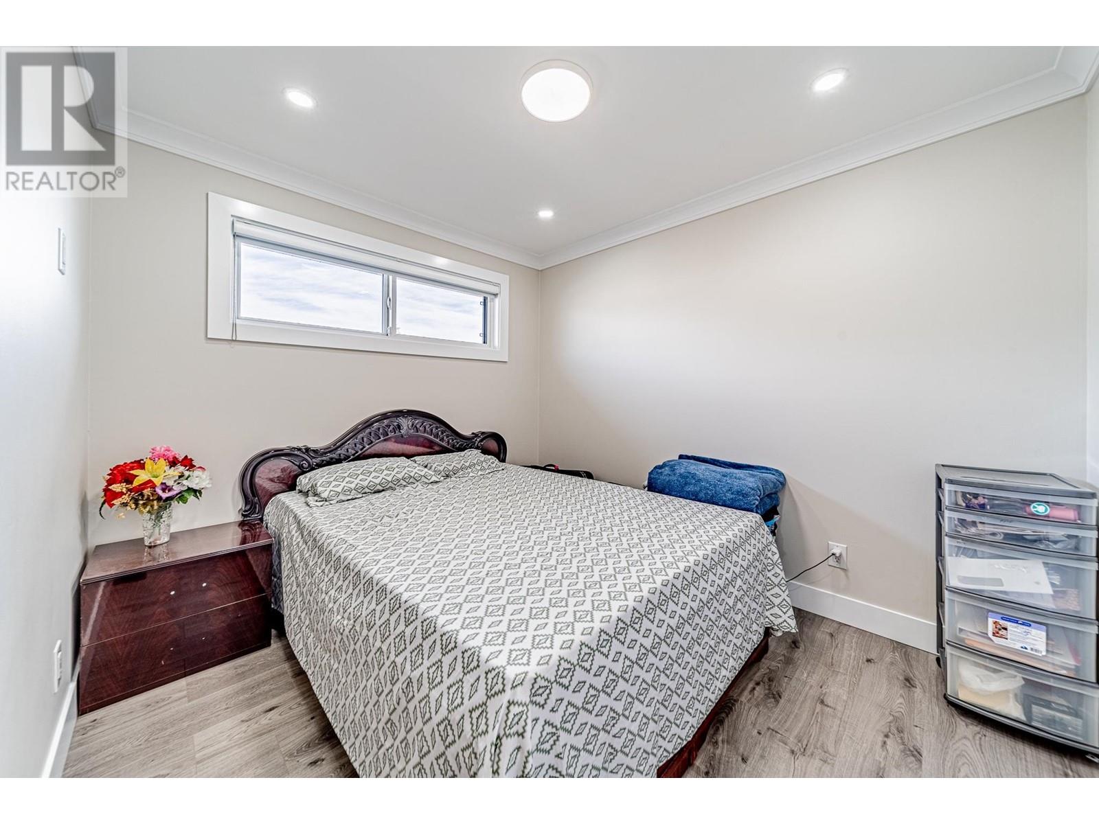 Listing Picture 25 of 35 : 11366 KINGCOME AVENUE, Richmond / 烈治文 - 魯藝地產 Yvonne Lu Group - MLS Medallion Club Member