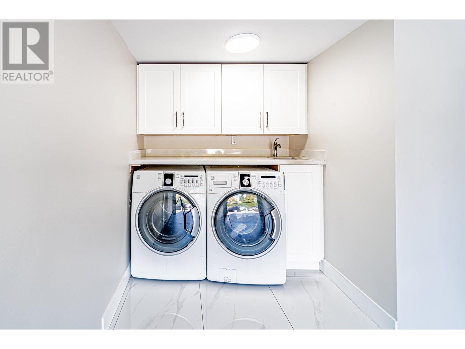 Listing Picture 32 of 35 : 11366 KINGCOME AVENUE, Richmond / 烈治文 - 魯藝地產 Yvonne Lu Group - MLS Medallion Club Member