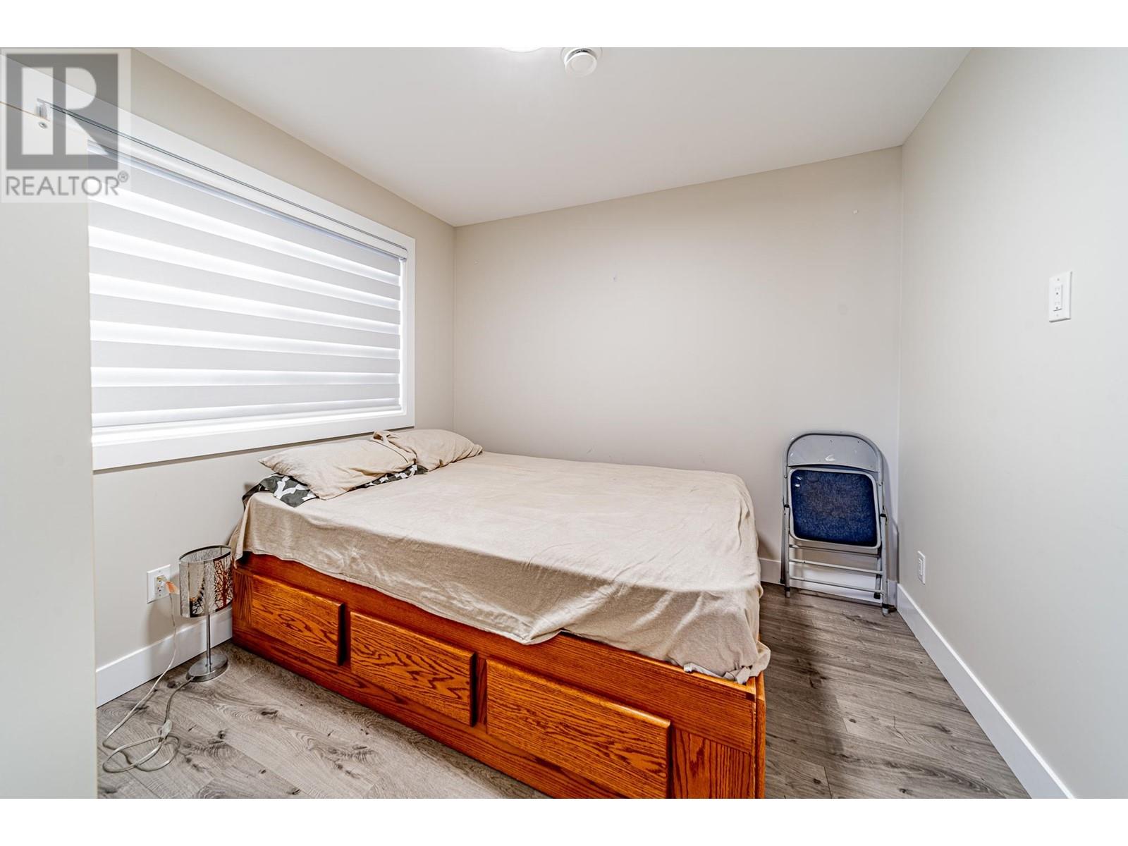 Listing Picture 34 of 35 : 11366 KINGCOME AVENUE, Richmond / 烈治文 - 魯藝地產 Yvonne Lu Group - MLS Medallion Club Member