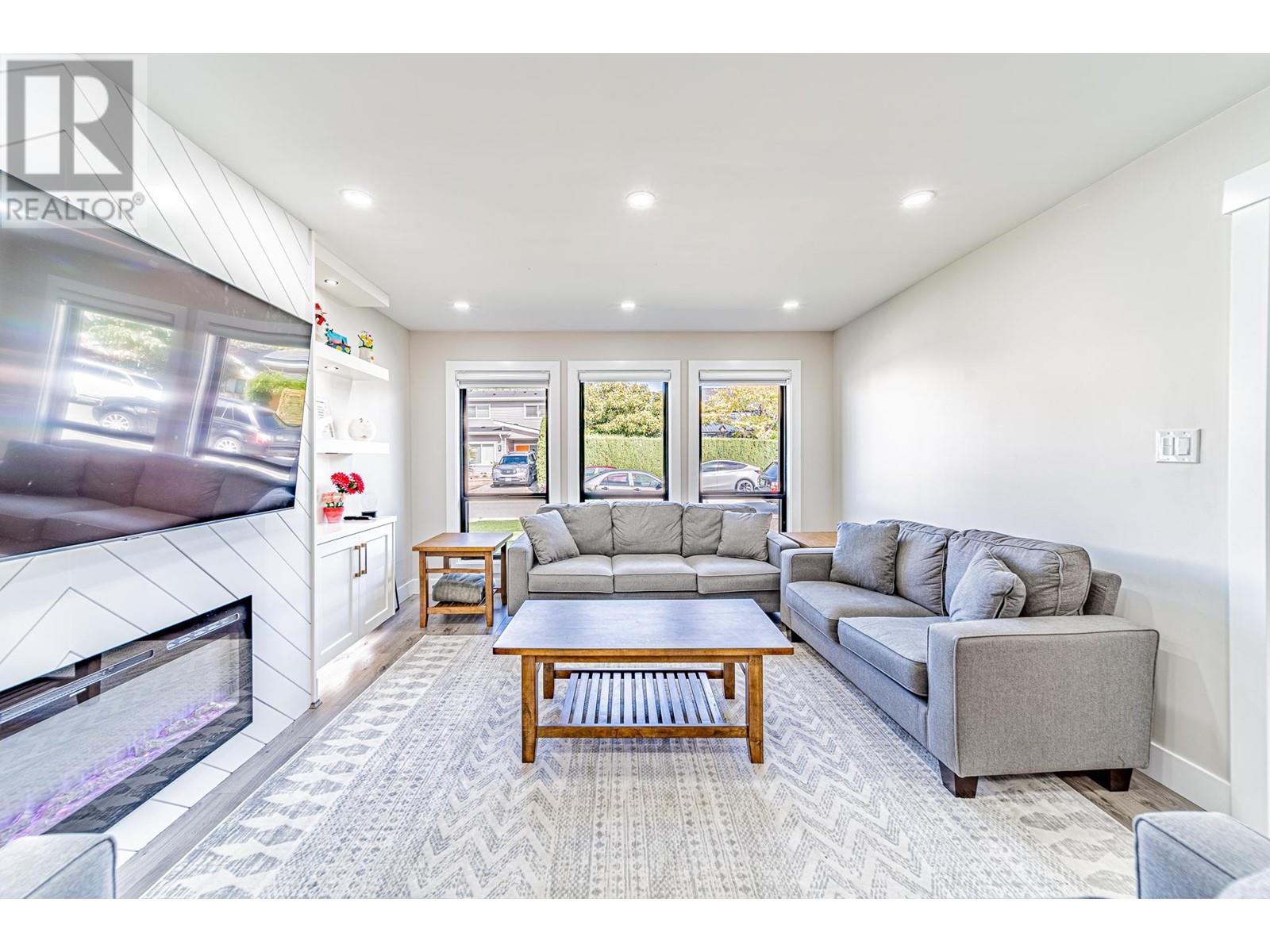 Listing Picture 5 of 35 : 11366 KINGCOME AVENUE, Richmond / 烈治文 - 魯藝地產 Yvonne Lu Group - MLS Medallion Club Member
