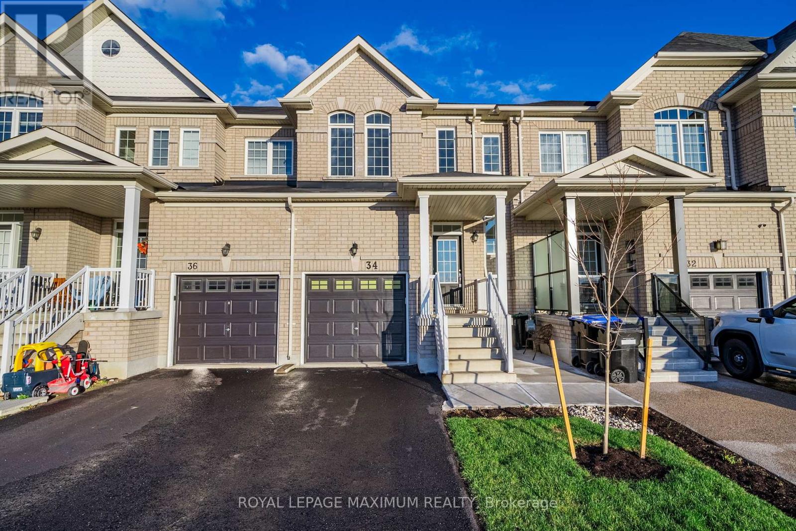 34 DANIELE CRESCENT, Bradford West Gwillimbury, Ontario