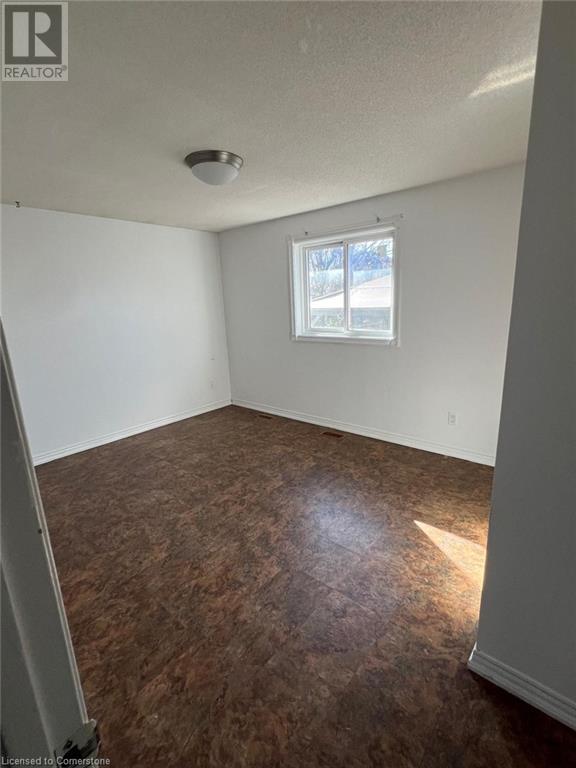 690 Elgin Street N Unit# Main, Cambridge, Ontario  N1R 7W5 - Photo 9 - 40639664