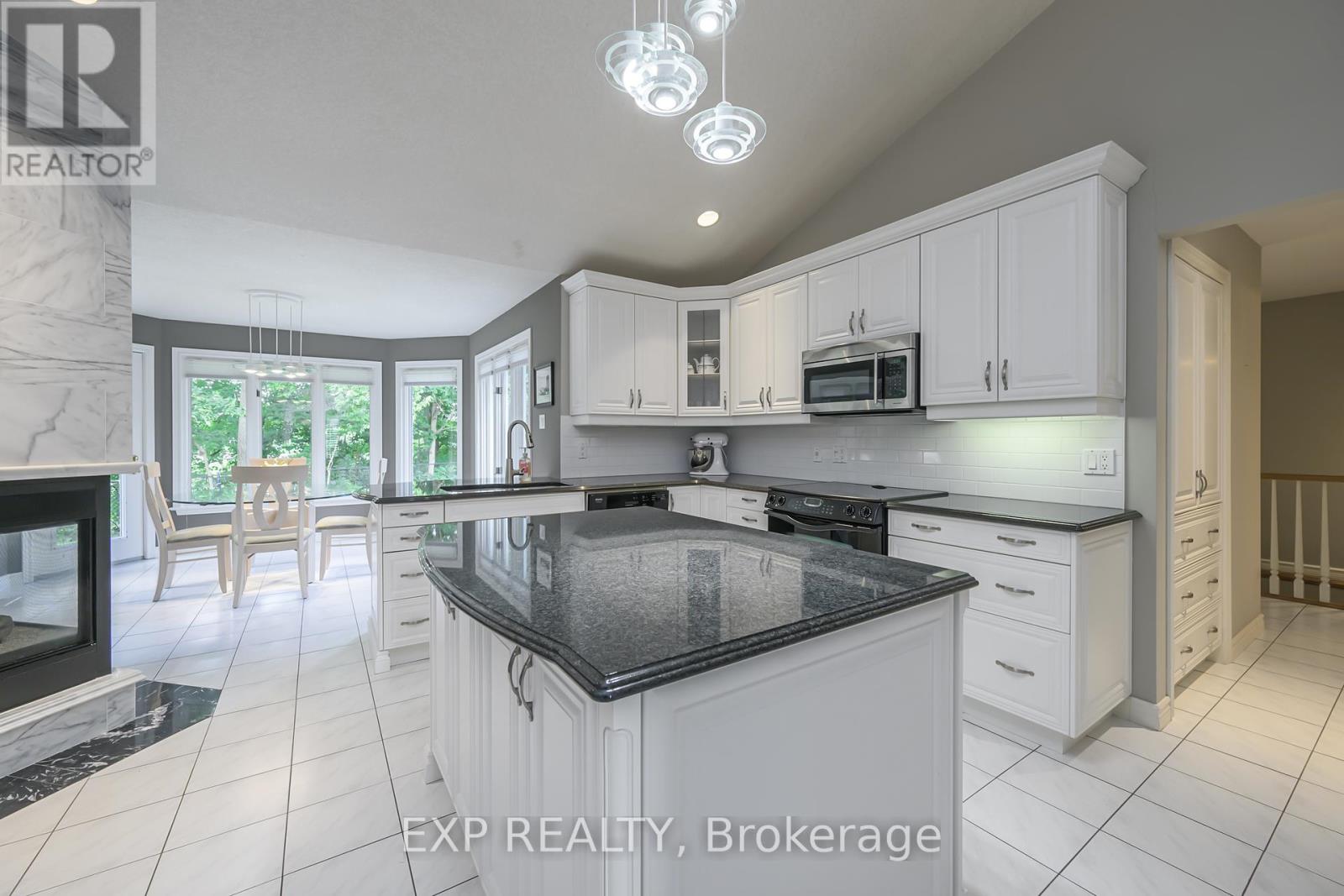 27 Calvert Place, Thames Centre, Ontario  N0L 1G3 - Photo 12 - X10423334