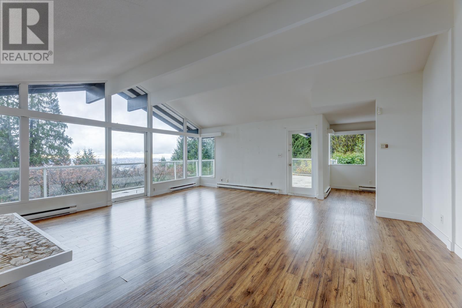 Property at 1380 BURNSIDE ROAD image 1