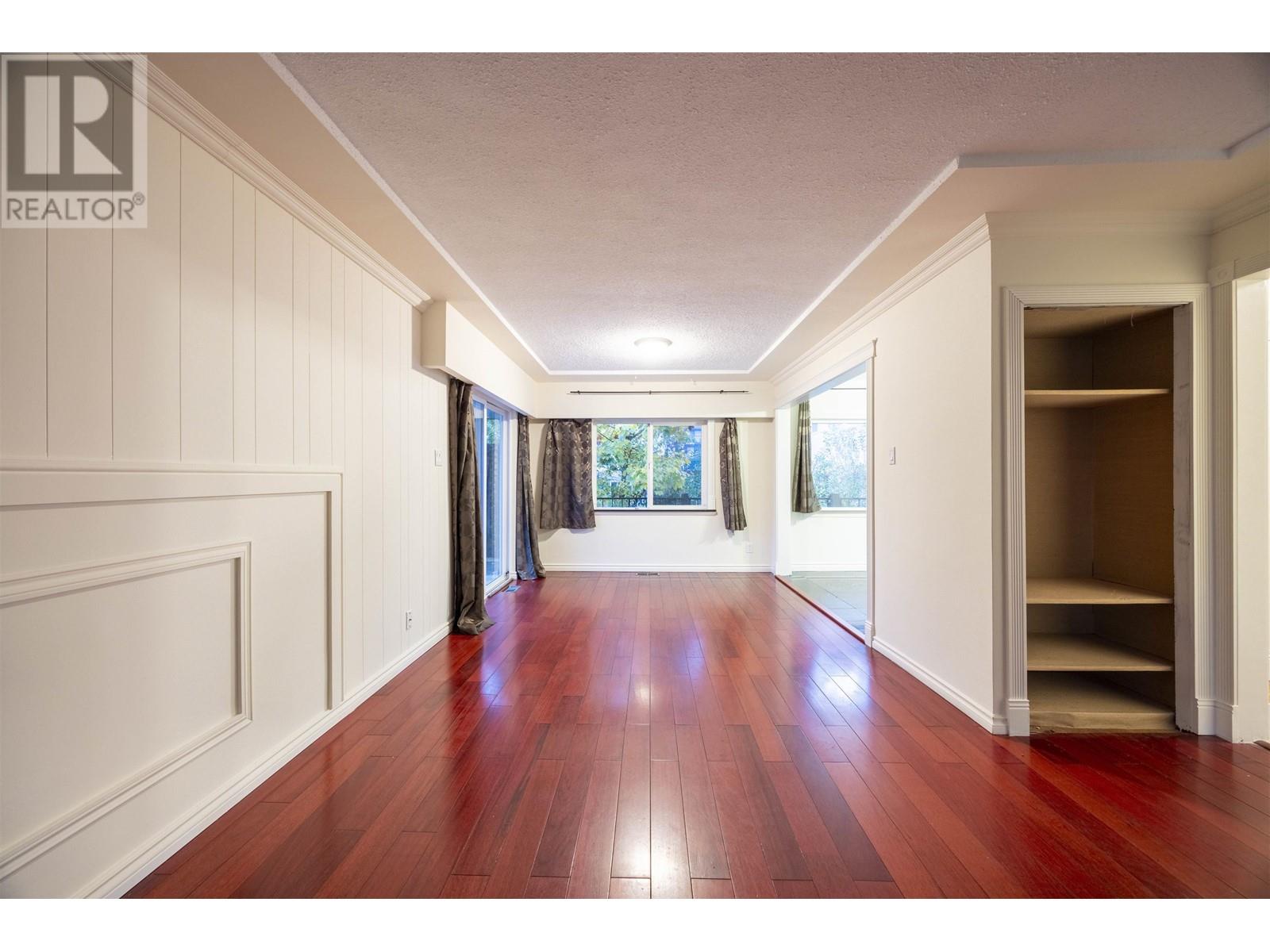 1215 Como Lake Avenue, Coquitlam, British Columbia  V3J 7R5 - Photo 10 - R2944112