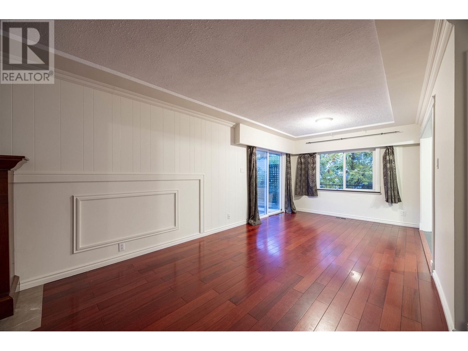 1215 Como Lake Avenue, Coquitlam, British Columbia  V3J 7R5 - Photo 5 - R2944112