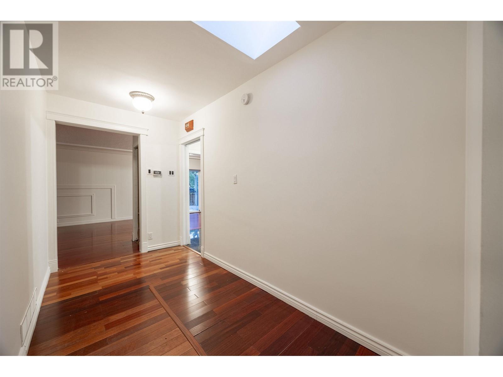 1215 Como Lake Avenue, Coquitlam, British Columbia  V3J 7R5 - Photo 21 - R2944112