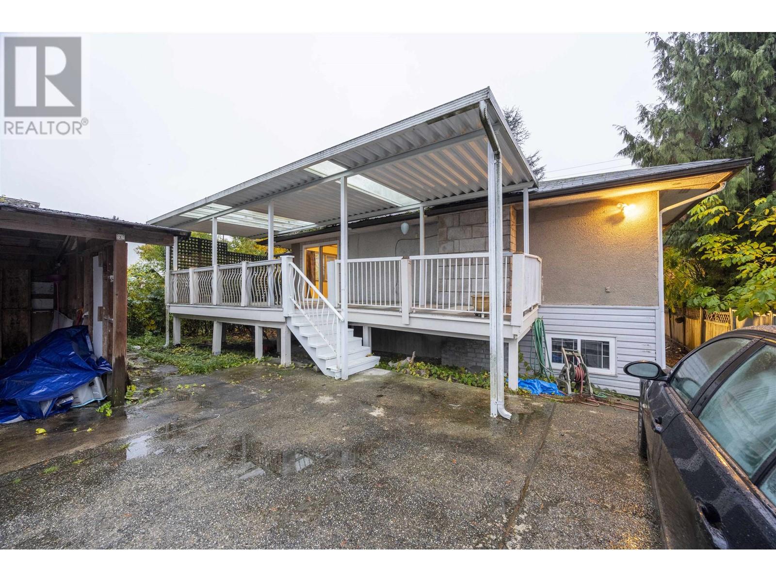 1215 Como Lake Avenue, Coquitlam, British Columbia  V3J 7R5 - Photo 38 - R2944112