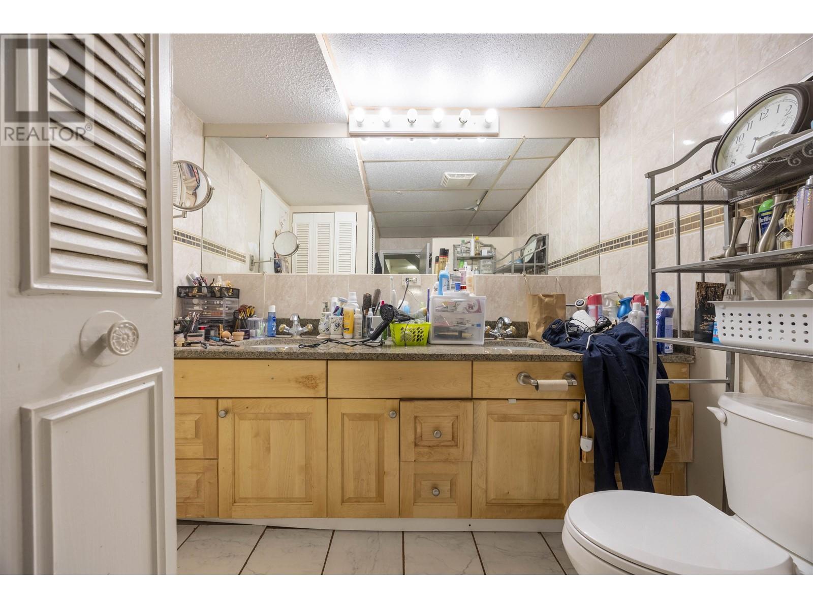 1215 Como Lake Avenue, Coquitlam, British Columbia  V3J 7R5 - Photo 33 - R2944112