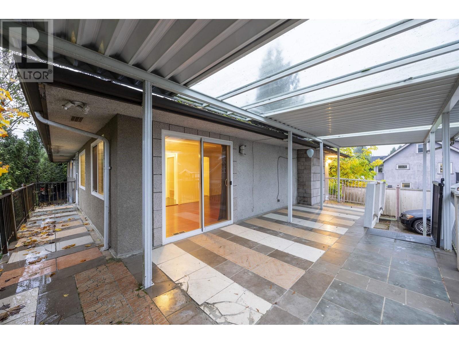 1215 Como Lake Avenue, Coquitlam, British Columbia  V3J 7R5 - Photo 39 - R2944112